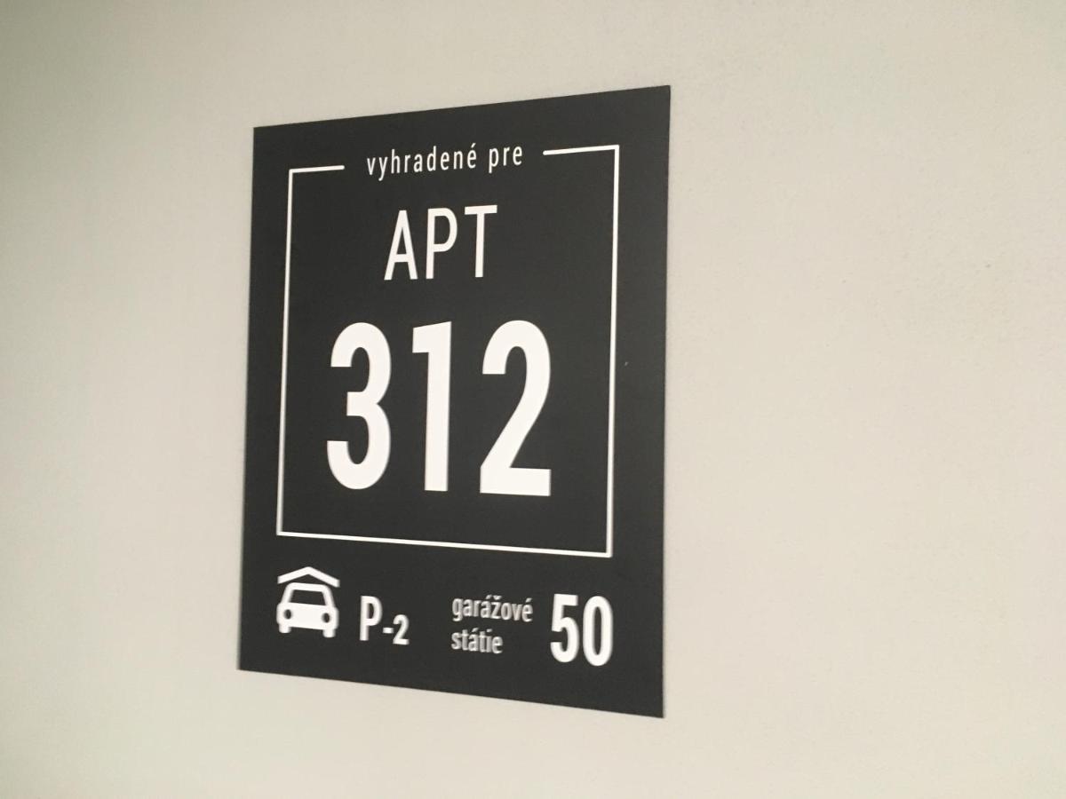Apartman S Vyhladom Na Stity Ovruc 312 Štrbské Pleso Exterior foto